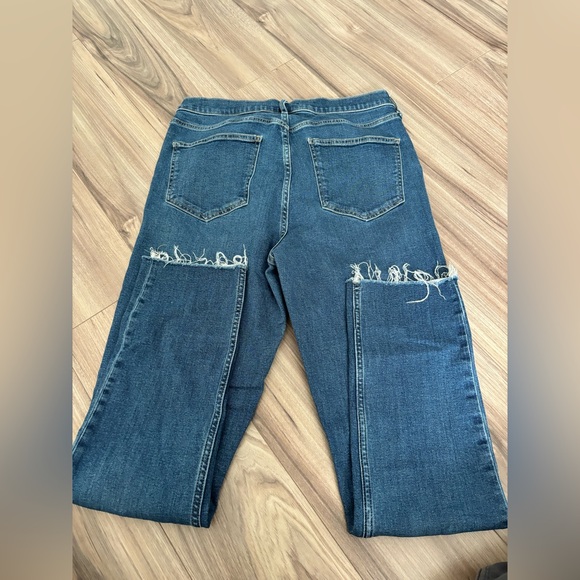 GAP Blue Distressed Women's Jeans - Picture 2 of 3